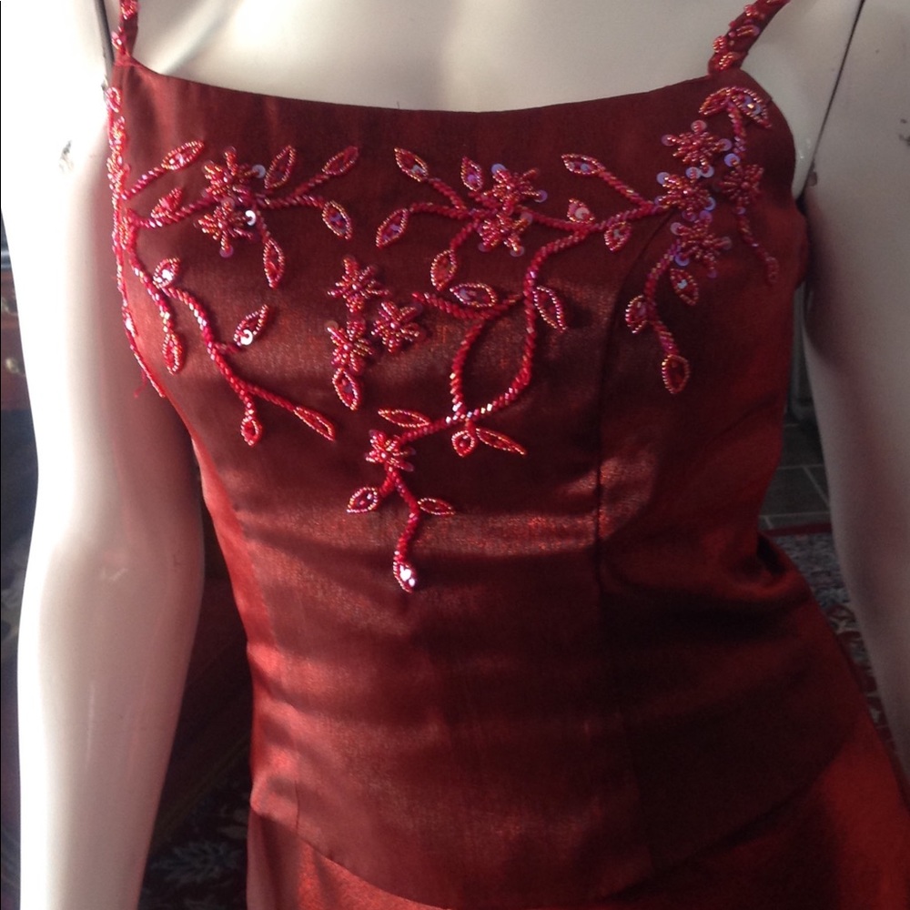 Formal - Picture 3 of 4
